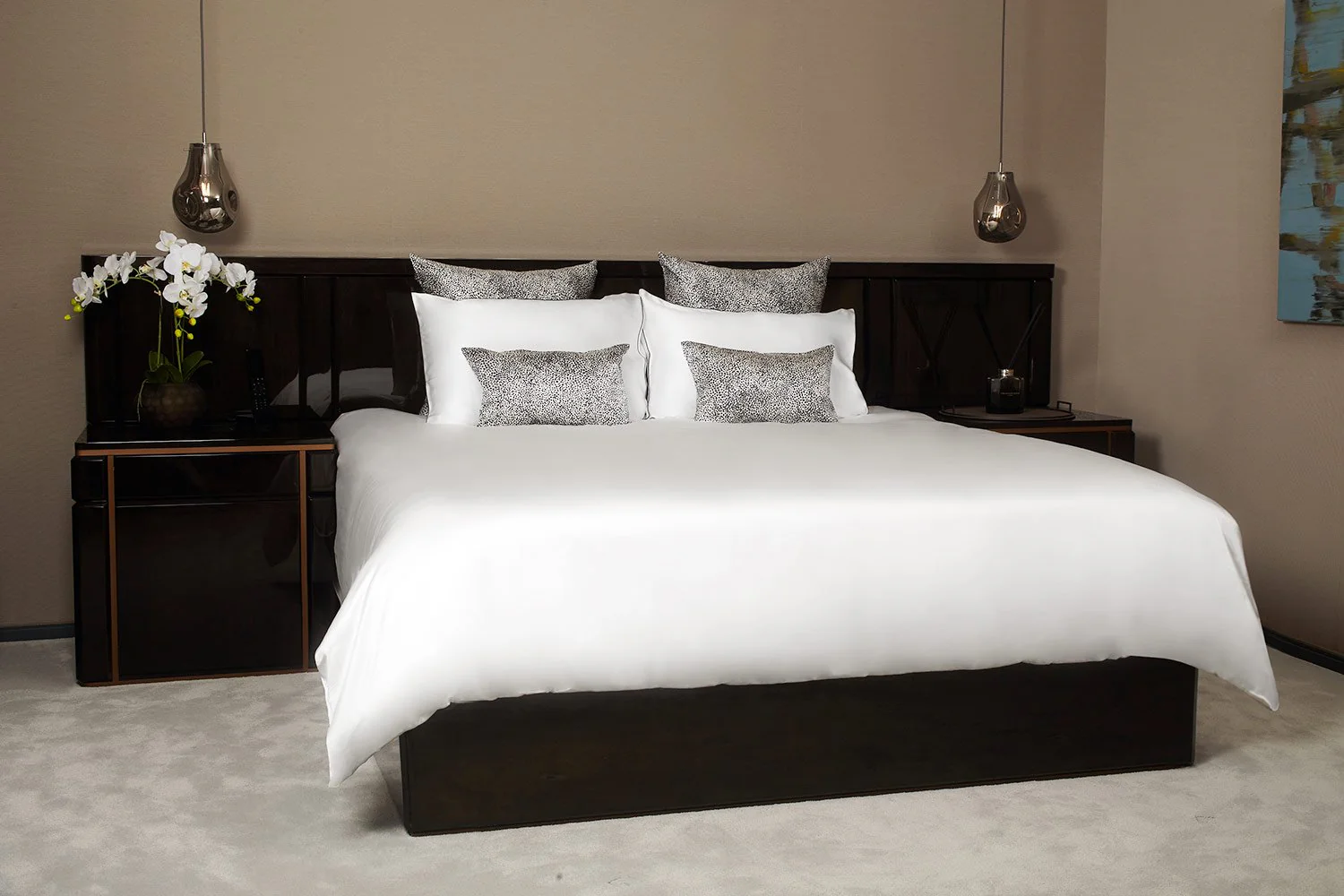 Brilliant White Pure Silk Duvet Cover - Image 3